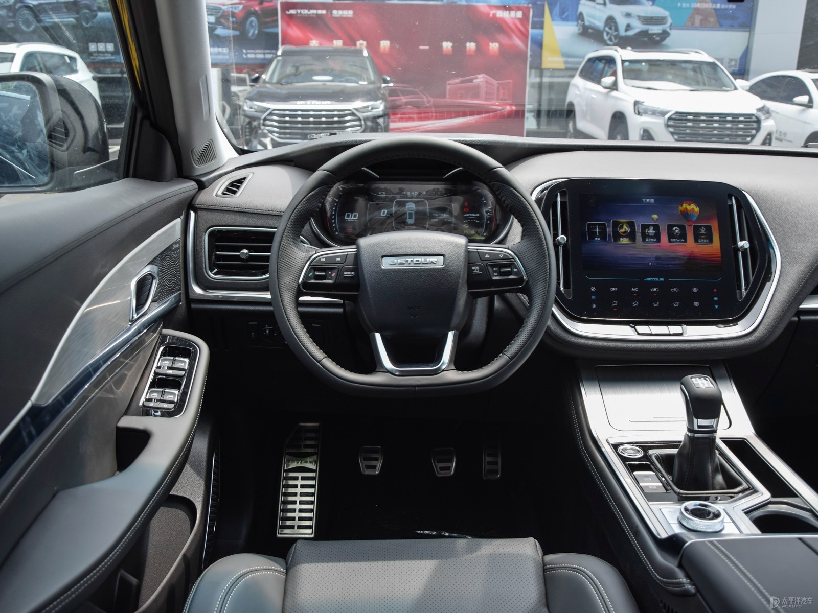 捷途X70 2020款 1.5T 手動悅行版5座內飾評測 實用性與舒適性的完美平衡
